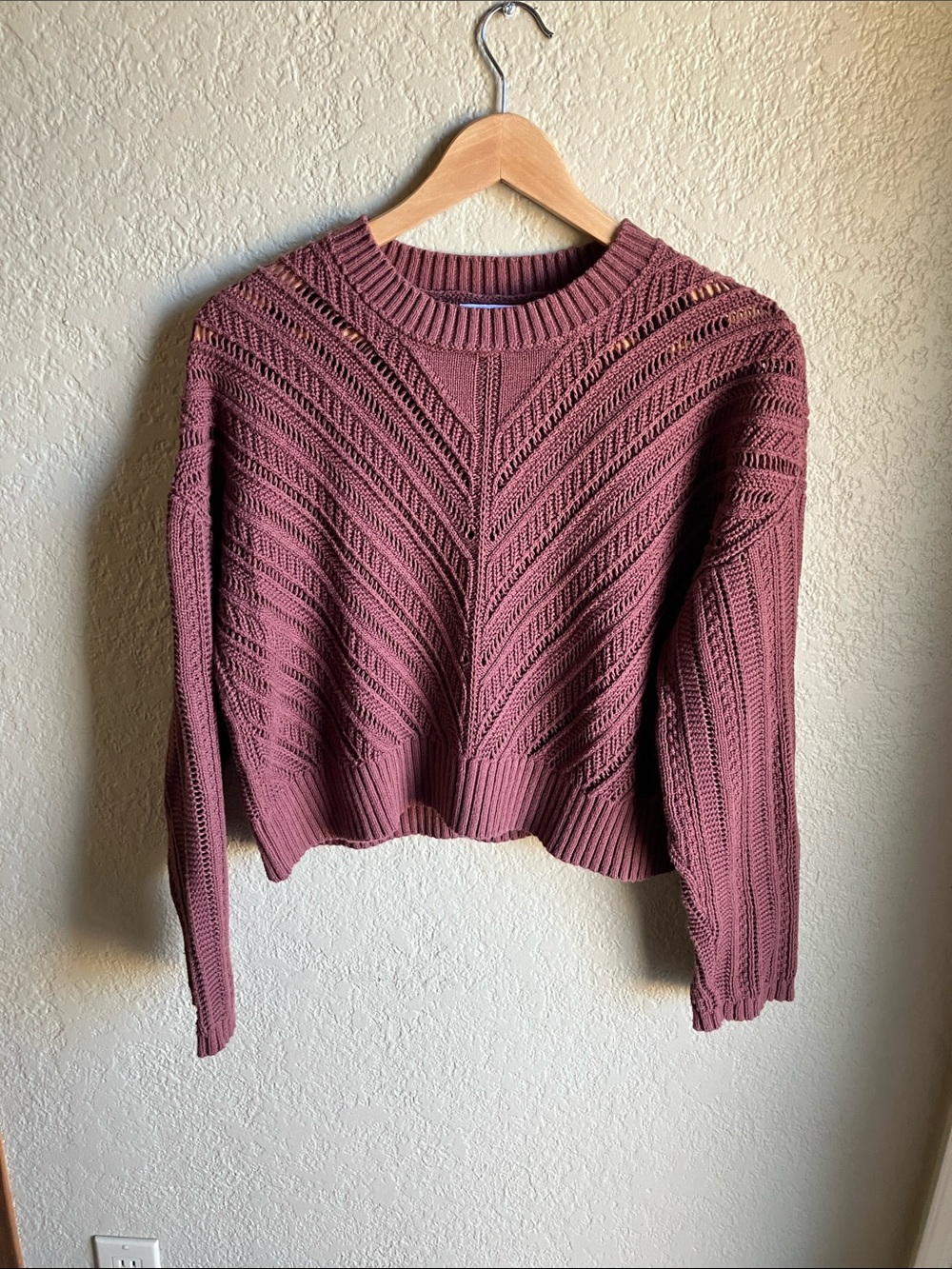 Old Navy Open-Knit Cropped Crewneck Sweater - warm brown